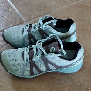 Merrell Athletic Shoes Teal and Gray